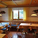 Ski & Bike Pension Maria